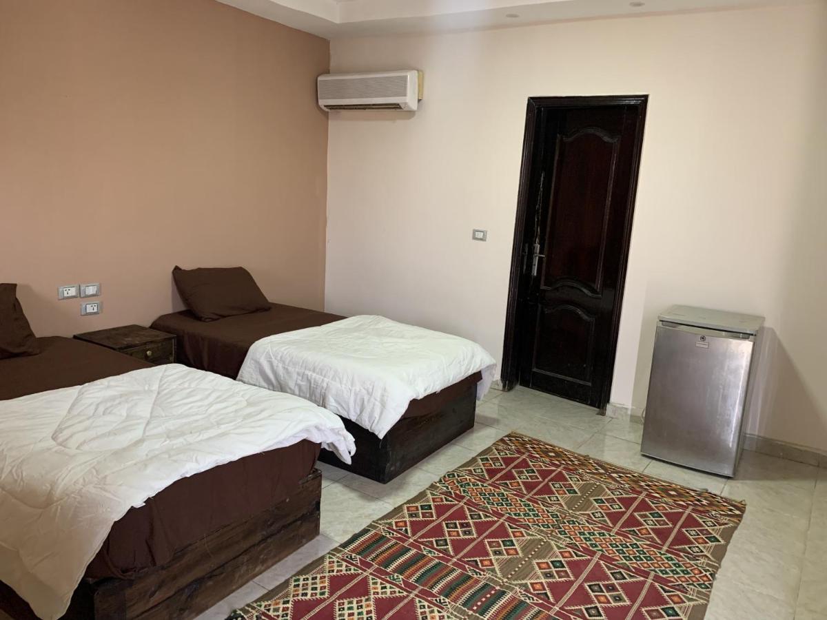 King Khufu Pyramids View Hotel Kafrat al Jabal Экстерьер фото