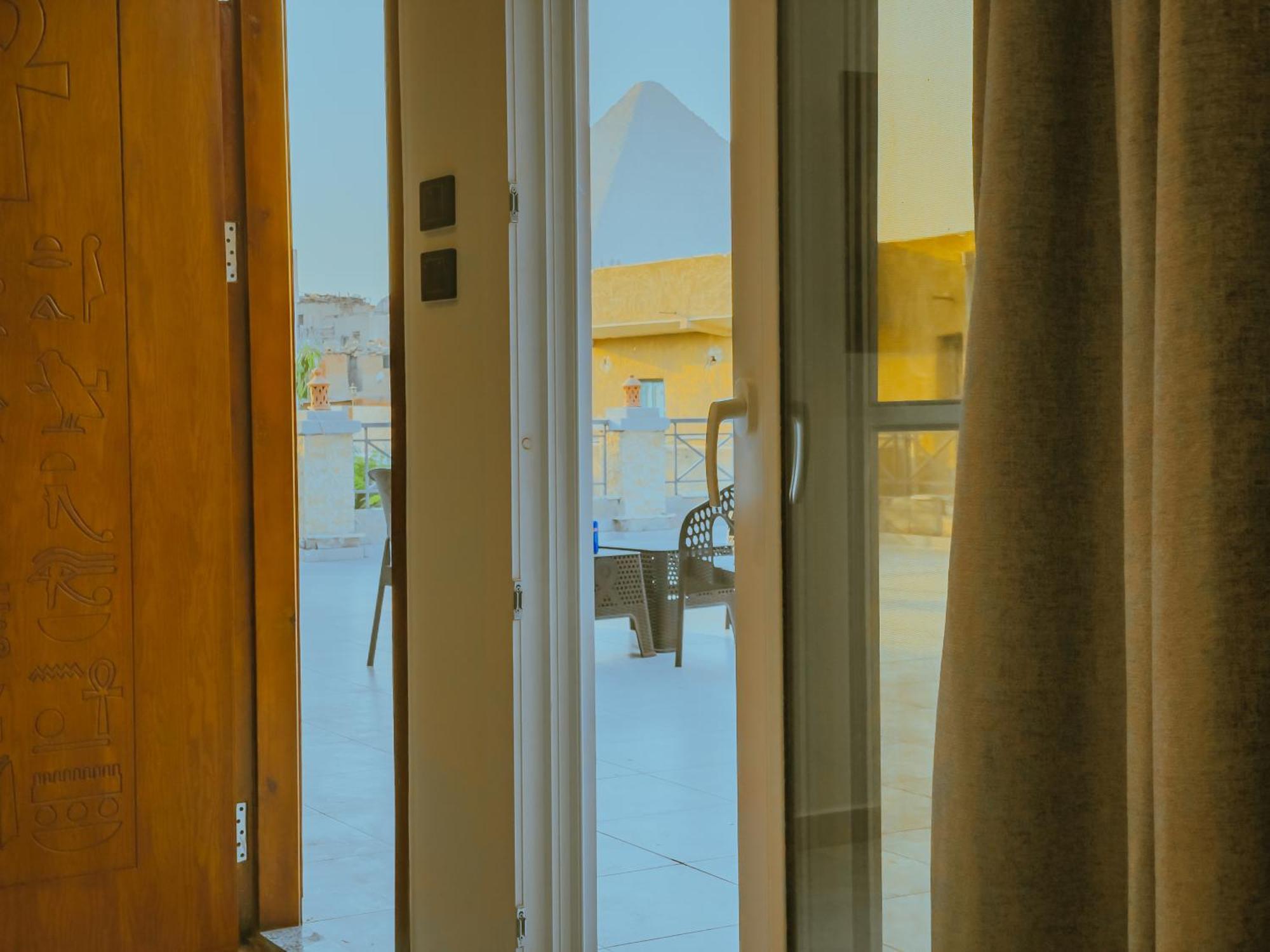King Khufu Pyramids View Hotel Kafrat al Jabal Номер фото