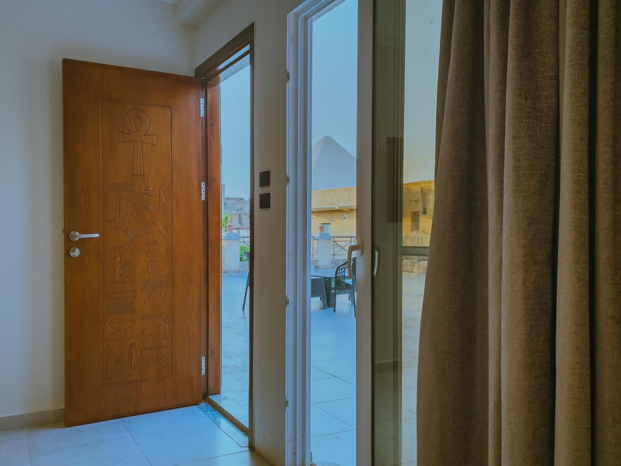 King Khufu Pyramids View Hotel Kafrat al Jabal Номер фото