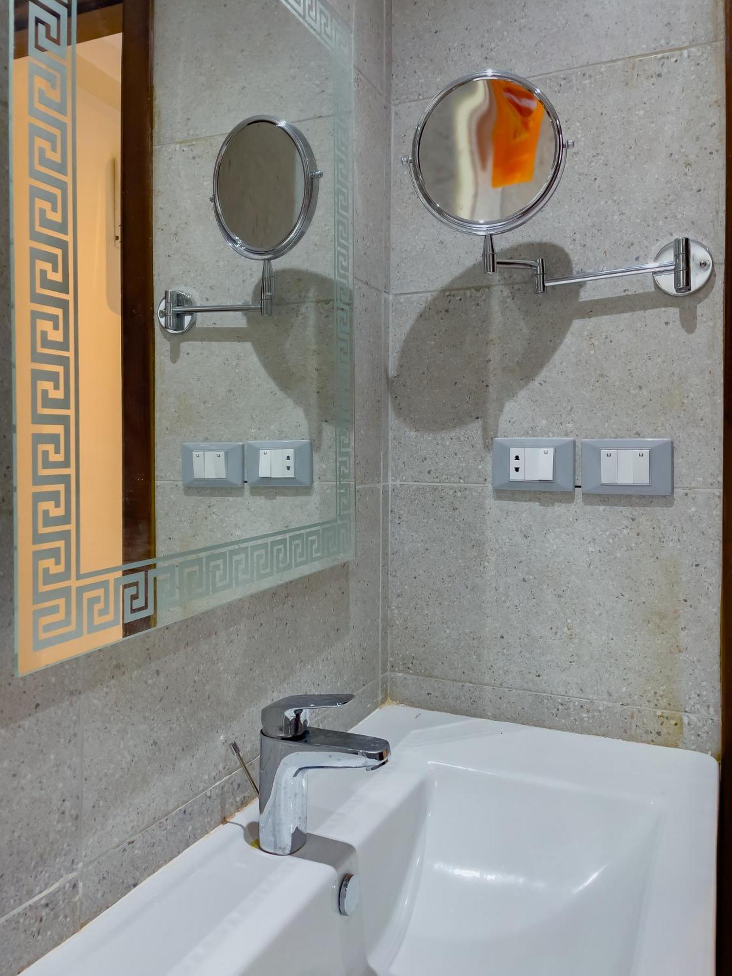 King Khufu Pyramids View Hotel Kafrat al Jabal Номер фото